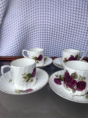 Vintage Regency Fine Bone China Set of 4